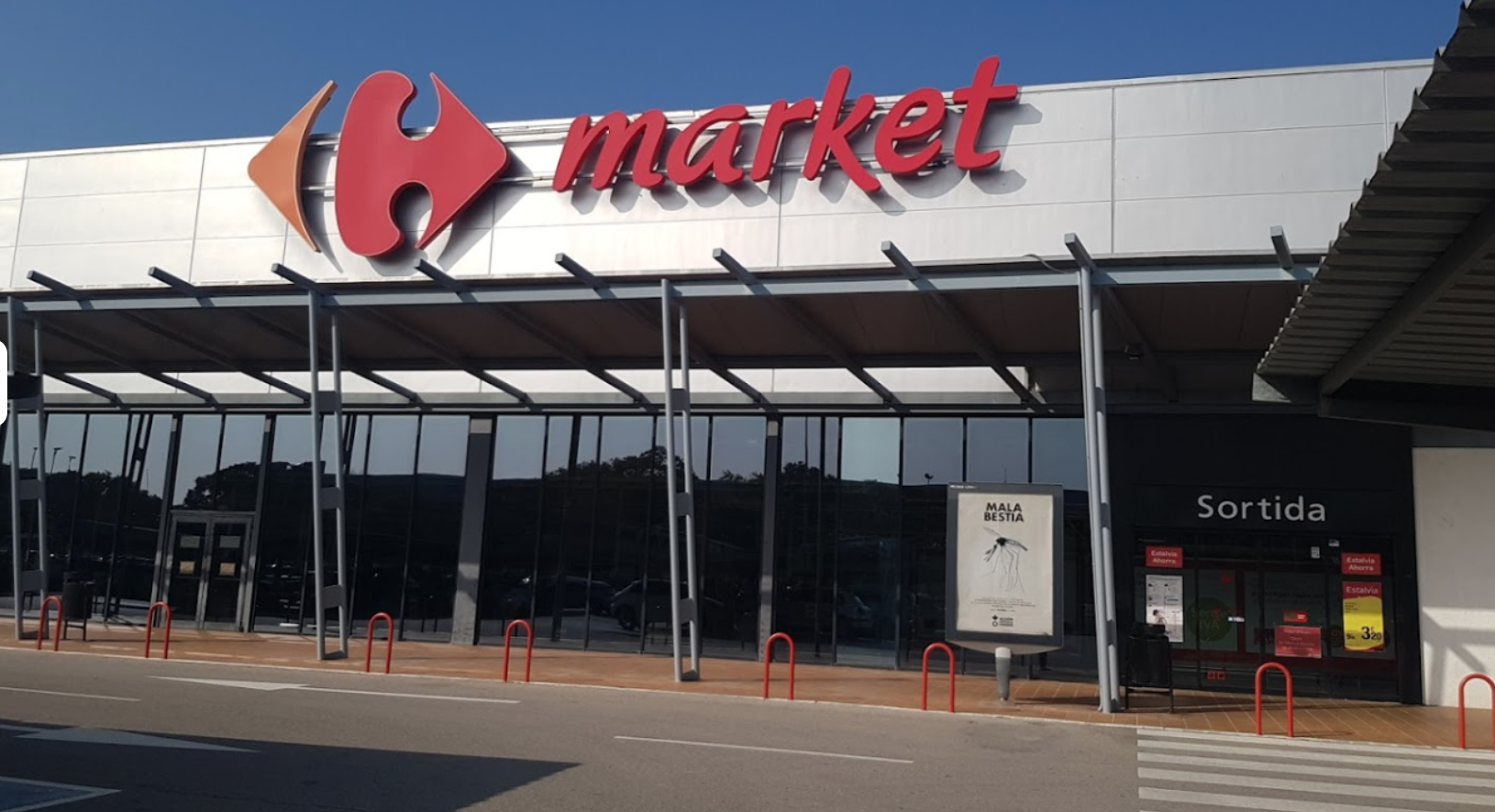 Barings sells four supermarkets to MDSR Investments for €28M