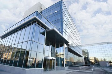 Mutualidad de la Abogacía purchases a commercial building in Madrid